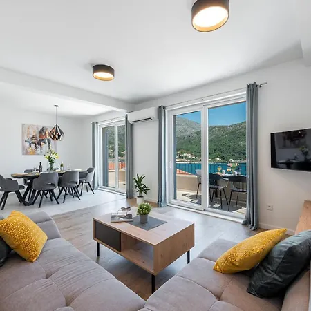 Amazing Sea View Petra & Paula * سلانو