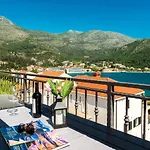 Apartamento Amazing Sea View Petra & Paula *