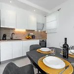 Amazing Sea View Petra & Paula Apartman
