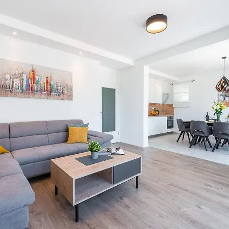 Διαμέρισμα Amazing Sea View Petra & Paula Slano