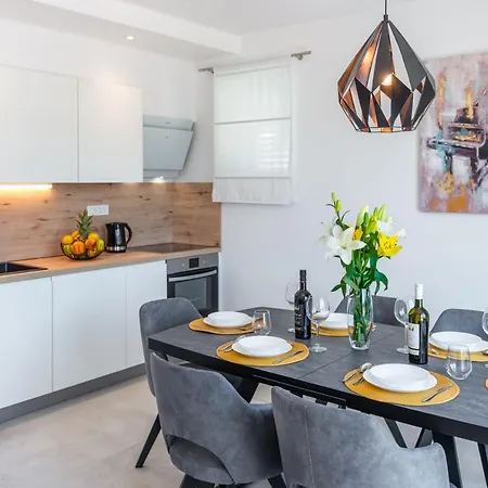 Amazing Sea View Petra & Paula *