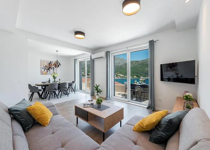 Amazing Sea View Petra & Paula * Slano