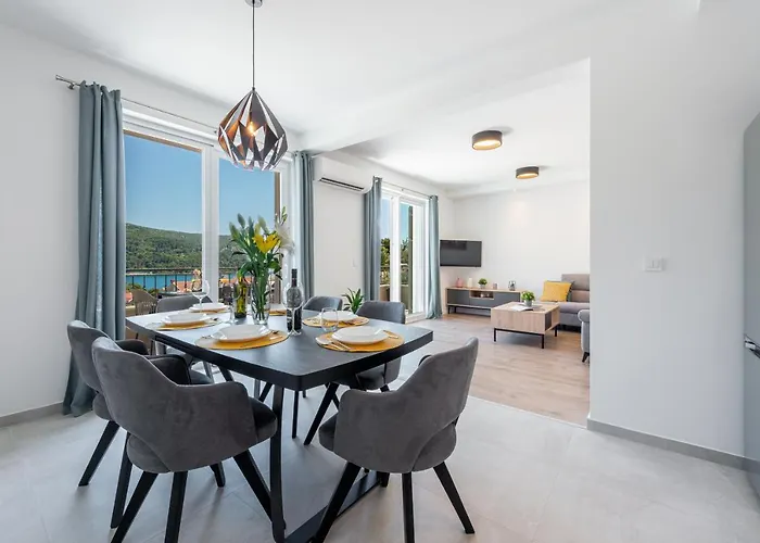 Διαμέρισμα Amazing Sea View Petra & Paula Slano