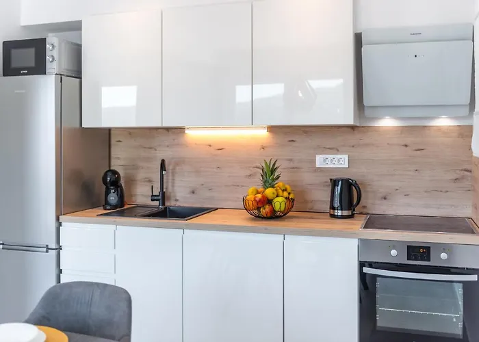 Διαμέρισμα Amazing Sea View Petra & Paula