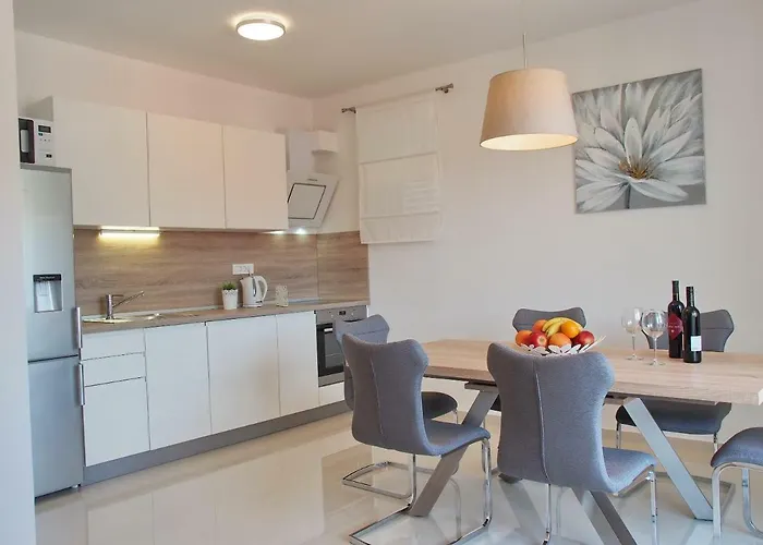 Διαμέρισμα Amazing Sea View Petra & Paula Slano